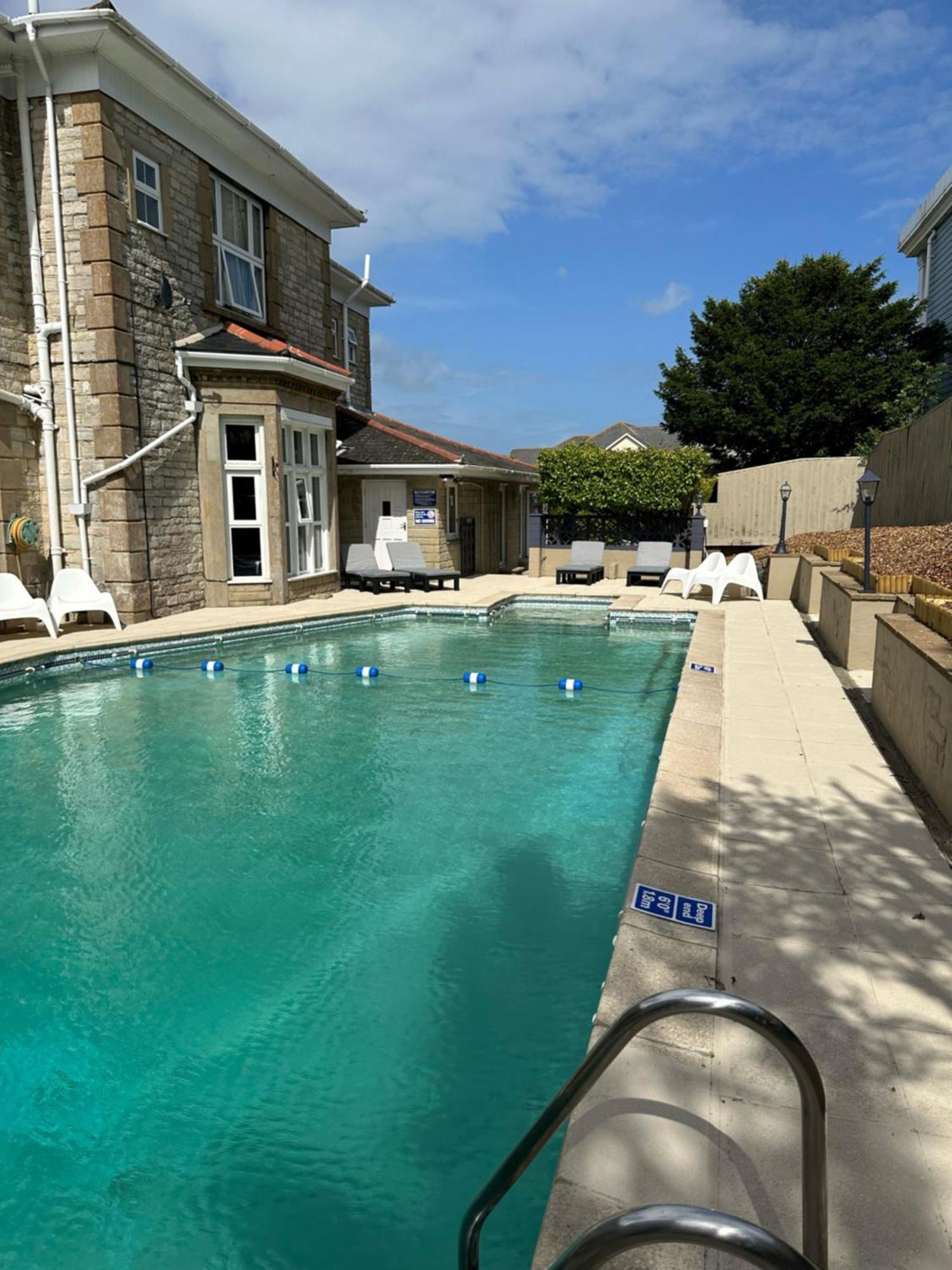 The Q Hotel Shanklin Exterior photo